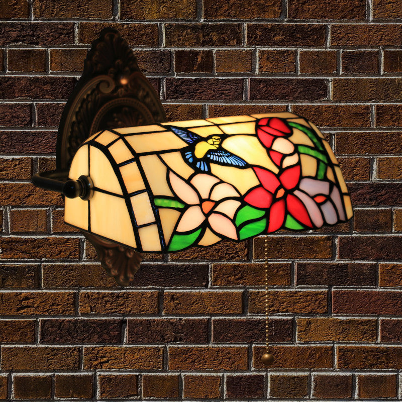 Traditional Tiffany Half Cylinder Zinc Alloy Iron Stained Glass 1-Light Wall Sconce Lamp For Living Room