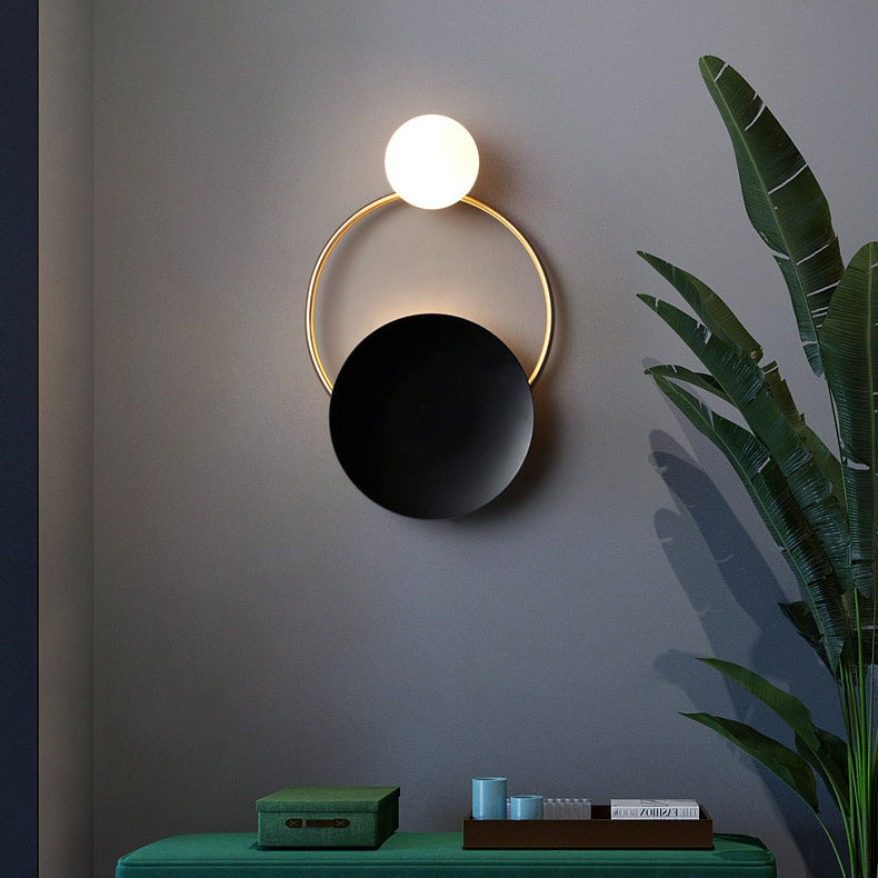 Lampe murale contemporaine nordique en fer et verre rond à 1 lumière pour salon 