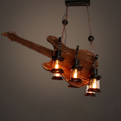 Lustre traditionnel à 6 lumières en fer en forme de guitare sculpté sur bois de ferme pour salle à manger 