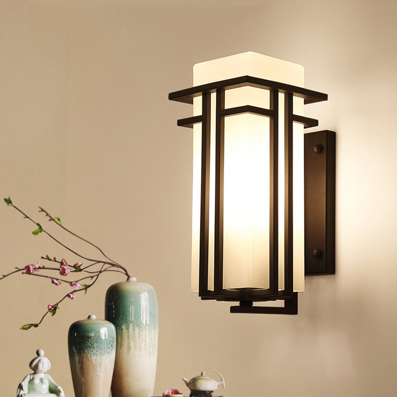 Traditional Chinese Square Iron Glass 1-Light Outdoor Wall Sconce Lamp For Garden