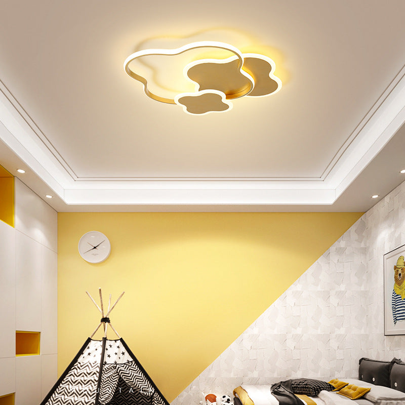 Contemporary Nordic Metal Acrylic Cloud Four-Leaf Clover LED Flush Mount Ceiling Light For Bedroom