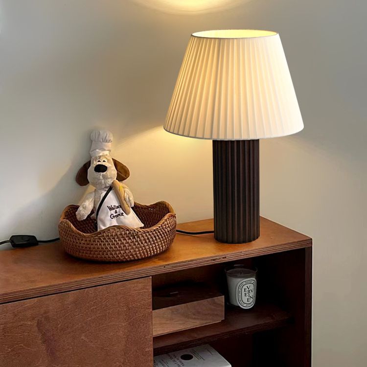 Contemporary Retro Cylinder Pleated Wood Fabric Brass 1-Light Table Lamp For Bedside