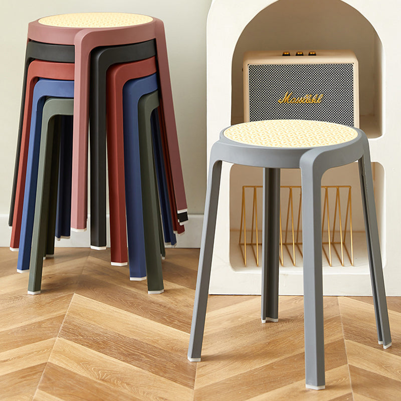 Contemporary Scandinavian Weaving PP Round Stool Dining Chair Backless Stackable For Dining Room