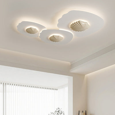 Contemporary Scandinavian Shell Iron Resin LED Flush Mount Ceiling Light For Living Room