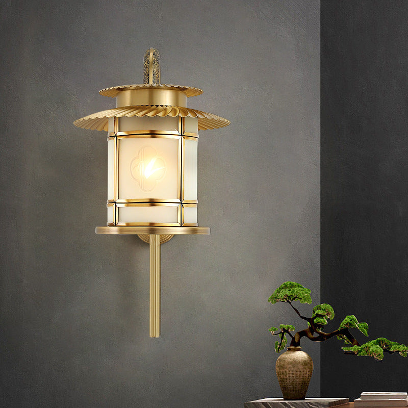 Traditional Chinese Copper Lantern Design 1-Light Wall Sconce Lamp For Hallway