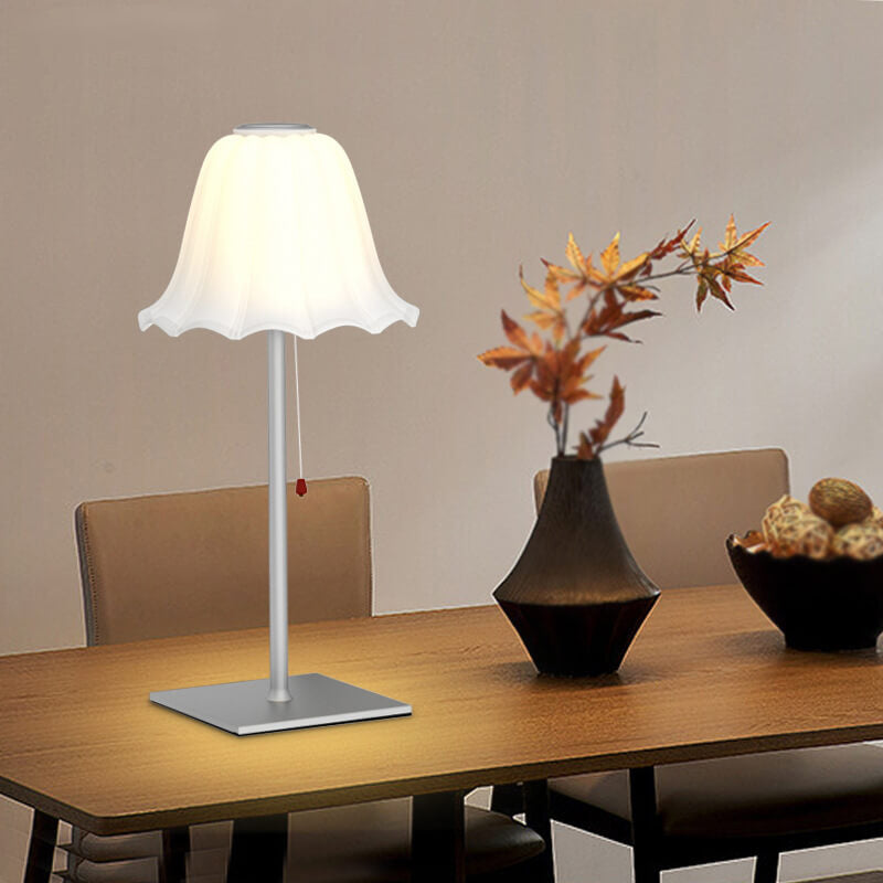 European Simple Glass Pod Pleated Shade Pull Cord LED Table Lamp