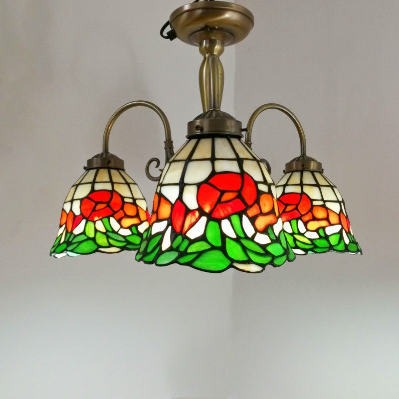 Lustre traditionnel à 3 lumières en forme de cloche en vitrail européen Tiffany pour chambre à coucher 