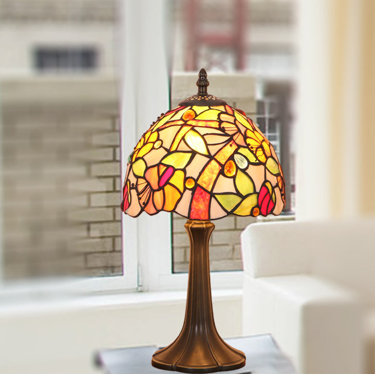 Traditional Tiffany Dome Iron Stained Glass 1-Light Table Lamp For Bedroom