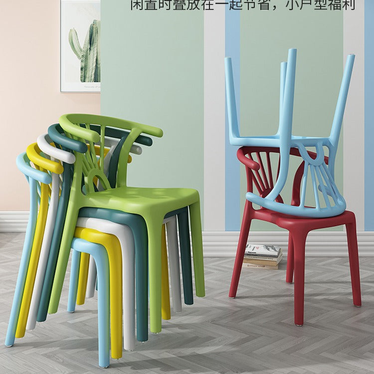 Contemporary Scandinavian Arc Plastic Stackable Dining Chair Backrest For Dining Room