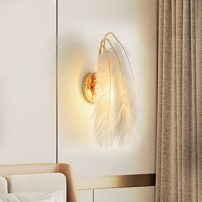 Contemporary Creative Ostrich Feather Design 1-Light Wall Sconce Lamp For Living Room