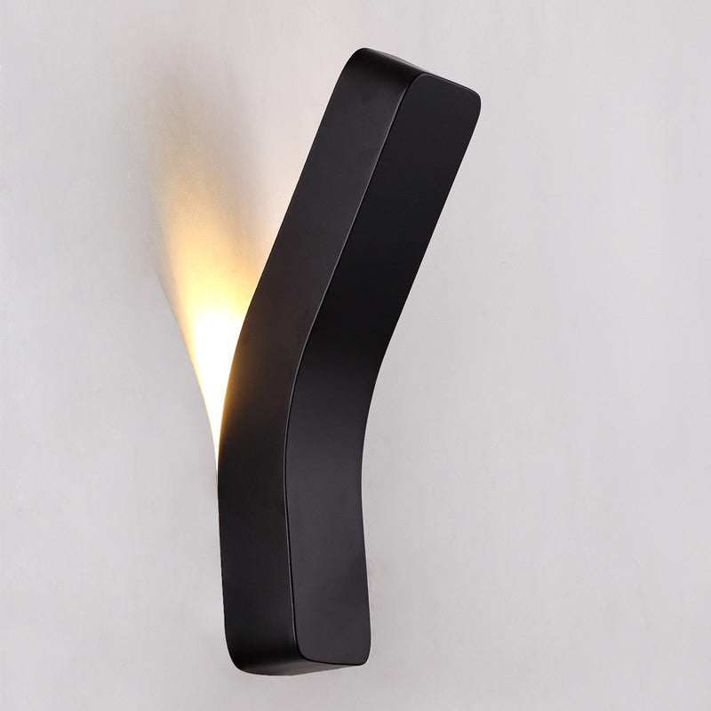 Modern Minimalist Rectangular Curved Iron 1-Light Wall Sconce Lamp For Bedroom