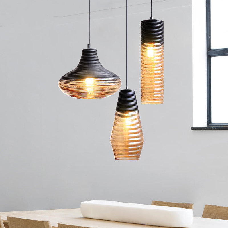 Luminaire suspendu contemporain à 1 lumière en verre et fer ovale à cylindre scandinave pour le salon 