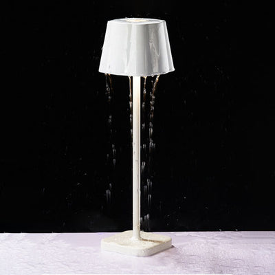 Contemporary Nordic Simplicity Metal Mushroom LED Table Lamp For Bedroom