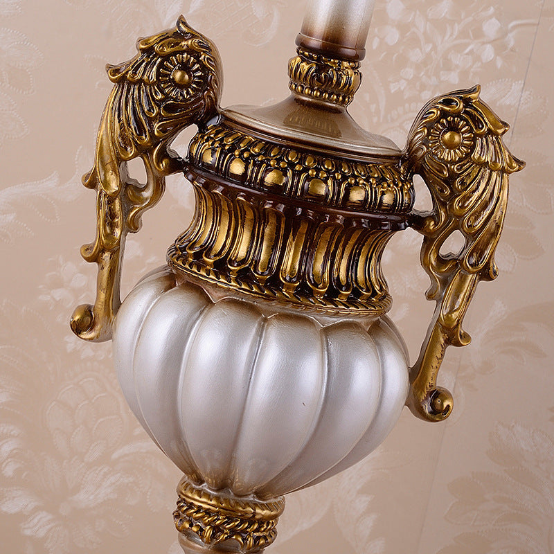 Traditional European Vase Base Resin Fabric 1-Light Table Lamp For Bedroom