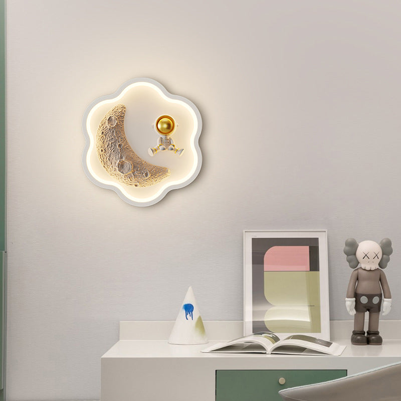 Contemporary Creative Flower-Shaped Resin Moon Astronaut LED Wall Sconce Lamp For Living Room