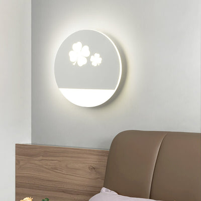 Applique murale LED ronde en acrylique, style nordique créatif, trèfle à quatre feuilles, décoration papillon 