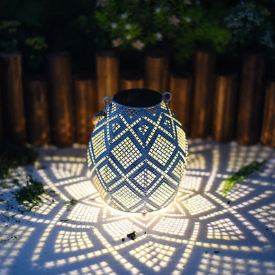 Modern Art Deco Solar Hollow Out Projection Lanterns Hemp Rope Iron LED Outdoor Light For Outdoor Patio