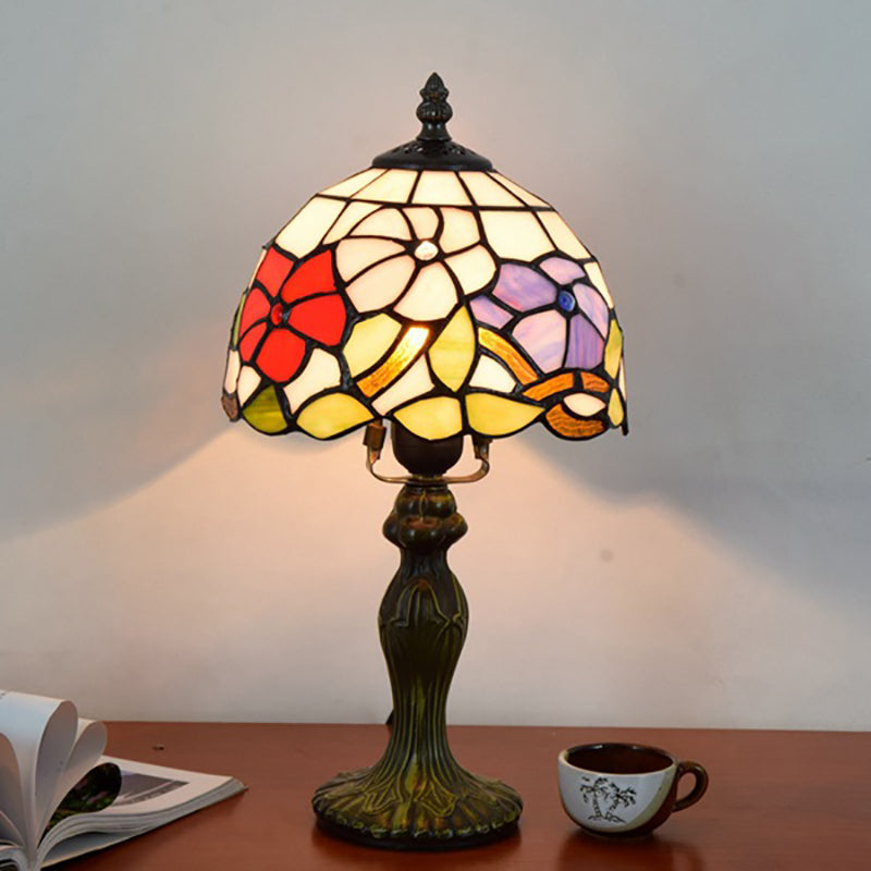 Traditional Tiffany Flower Aluminum Stained Glass 1-Light Table Lamp For Bedroom