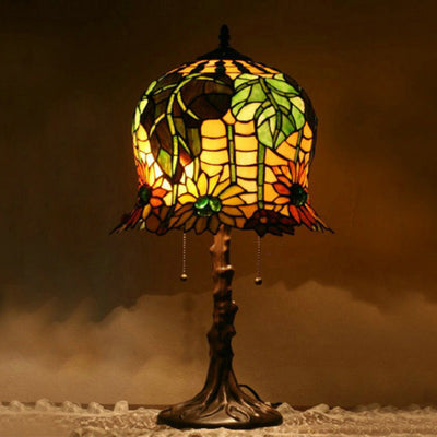 Traditional Tiffany Pod-like Sunflower Pattern Iron Glass 2-Light Table Lamp For Bedroom