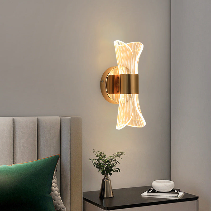 Contemporary Luxury Horn Shape Acrylic Iron LED Wall Sconce Lamp For Living Room