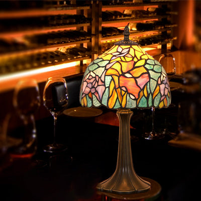 Traditional Tiffany Dome Iron Stained Glass 1-Light Table Lamp For Bedroom