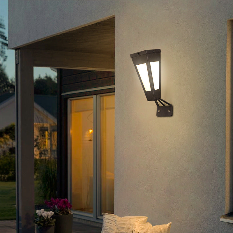 Contemporary Industrial Intelligent Sensor LED Solar Waterproof Wall Sconce Lamp For Outdoor Patio