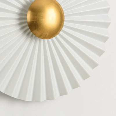 Contemporary Creative Round Scallop Hardware LED Wall Sconce Lamp For Living Room