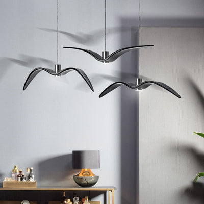 Nordic Creative Personality Wrought Iron Seagull LED Pendant Light