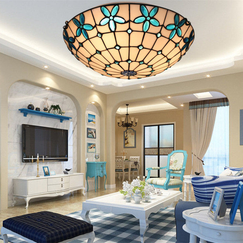 Plafonnier encastré à 3 lumières en verre teinté rond méditerranéen traditionnel Tiffany pour le salon 
