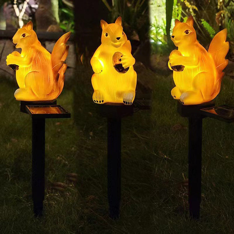 Modern Art Deco Waterproof Solar Plastic Resin Eagle Panda Squirrel House Simulated Animal LED Outdoor Light For Garden