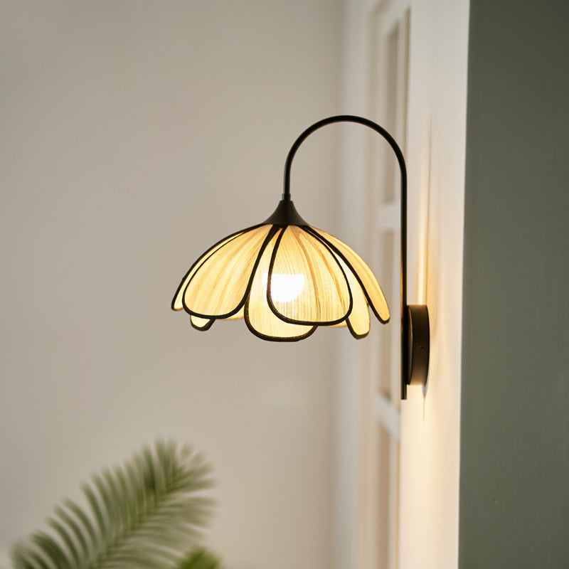 Traditional Japanese Flower Petal Shaped Iron Plant Fiber 1-Light Wall Sconce Lamp For Bedroom