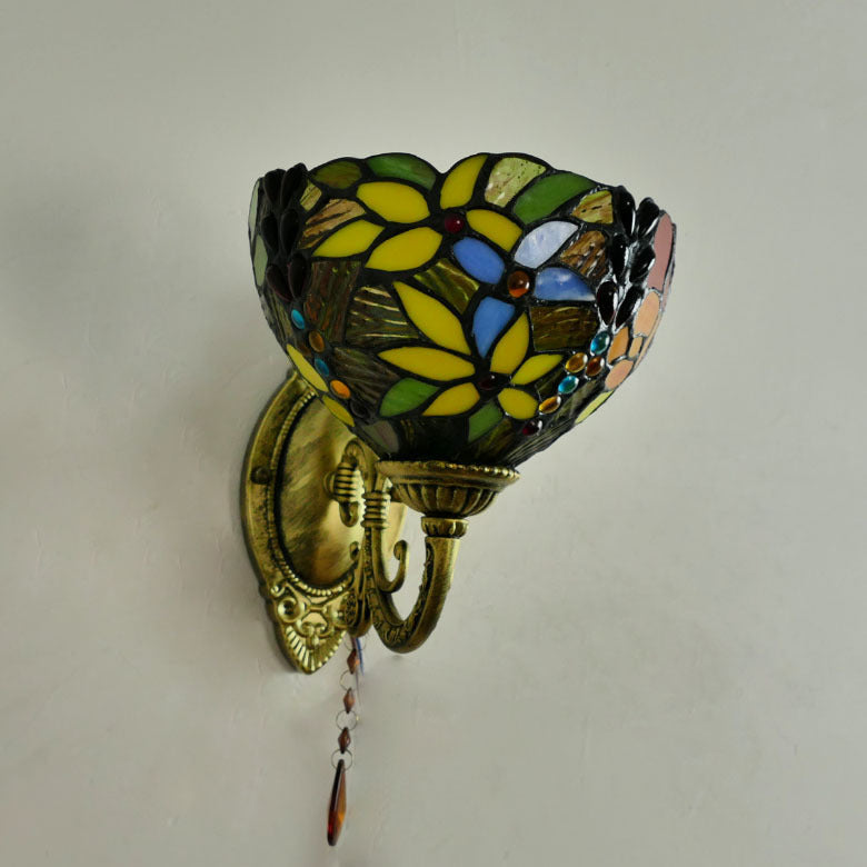 Traditional Tiffany Cup Rose Sunflower Dragonfly Iron Stained Glass 1-Light Wall Sconce Lamp For Bedroom