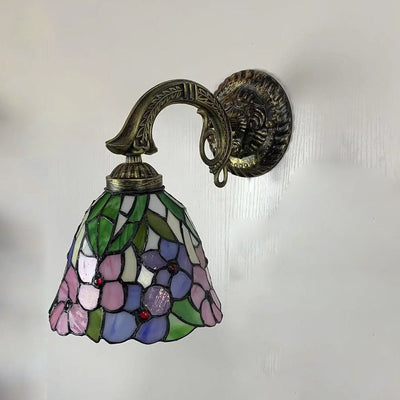 Traditional Tiffany Flower Cup Zinc Alloy Stained Glass 1-Light Wall Sconce Lamp For Bedroom