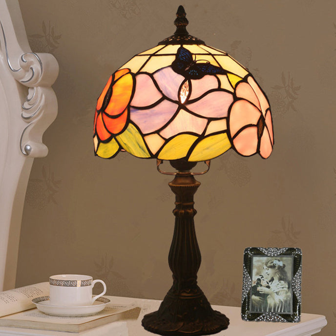 Traditional Tiffany Dome Flower Zinc Alloy Glass 1-Light Table Lamp For Bedside