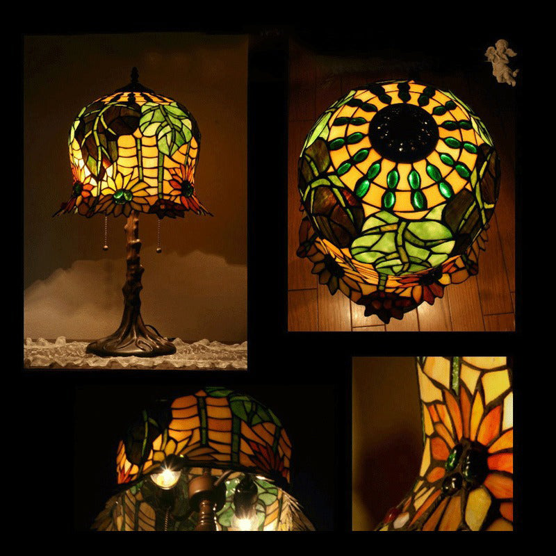 Traditional Tiffany Pod-like Sunflower Pattern Iron Glass 2-Light Table Lamp For Bedroom