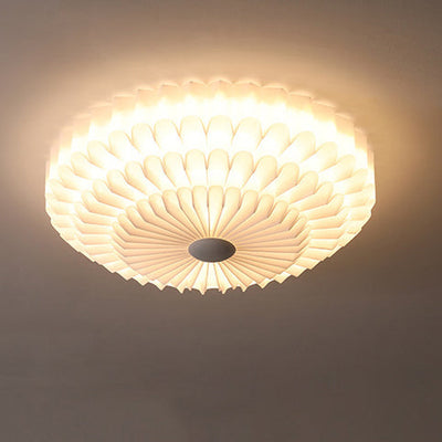 Contemporary Nordic Round Petal Iron Acrylic LED Flush Mount Ceiling Light For Bedroom