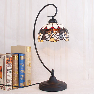 Traditional Tiffany Iron Glass Floral Whelk 1-Light Table Lamp For Study