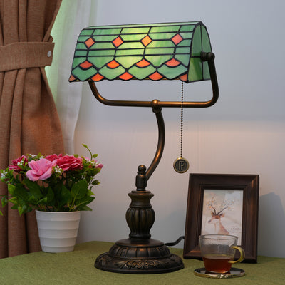 Traditional Tiffany Green Leaf Red Spot Trapezoidal Iron Resin Glass 1-Light Zipper Table Lamp For Bedside