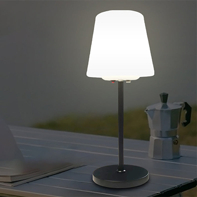 Modern Simplicity Solar Waterproof PE Metal Column LED Table Lamp For Outdoor Patio