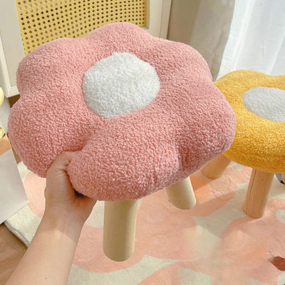 Contemporary Creative Flower Shape Velvet Footstool For Entryways