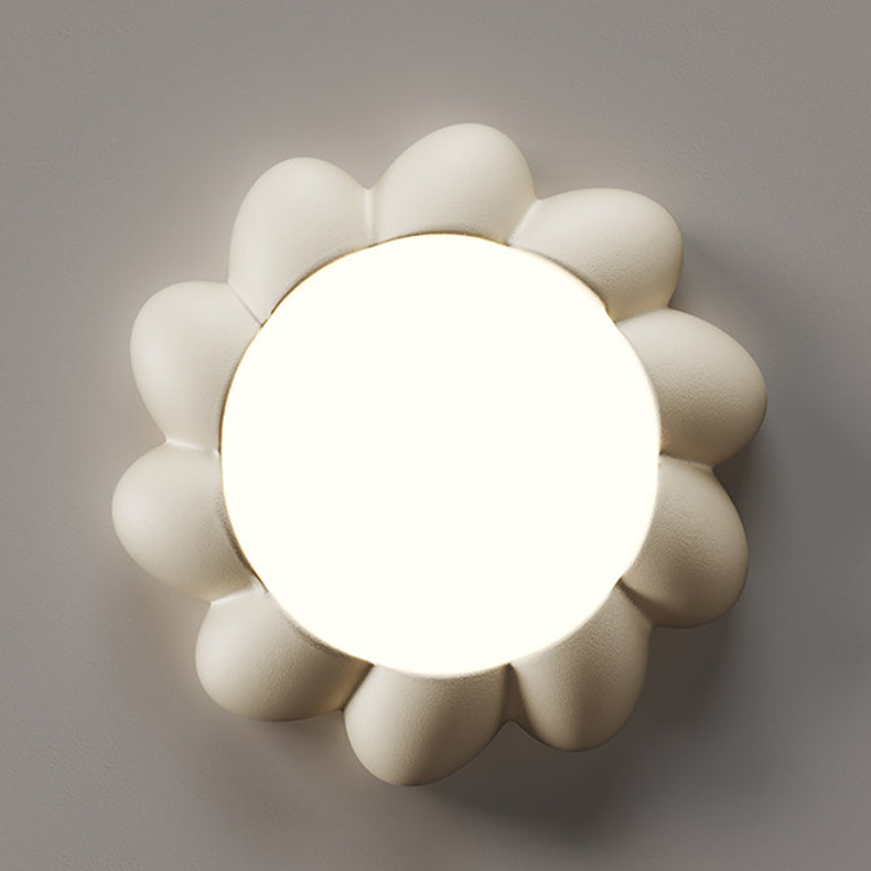 Modern Minimalist Cream Round Flower Resin Acrylic LED Flush Mount Ceiling Light For Bedroom