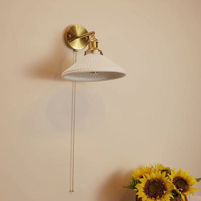 Contemporary Nordic Simplicity Brass Round 1-Light Vanity Light Wall Sconce Lamp For Bedroom