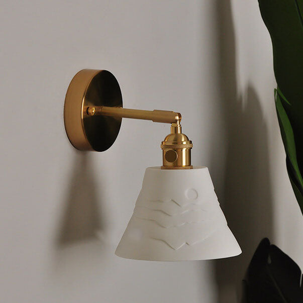 Nordic Minimalist Ceramic Mural Horn 1-Light Wall Sconce Lamp