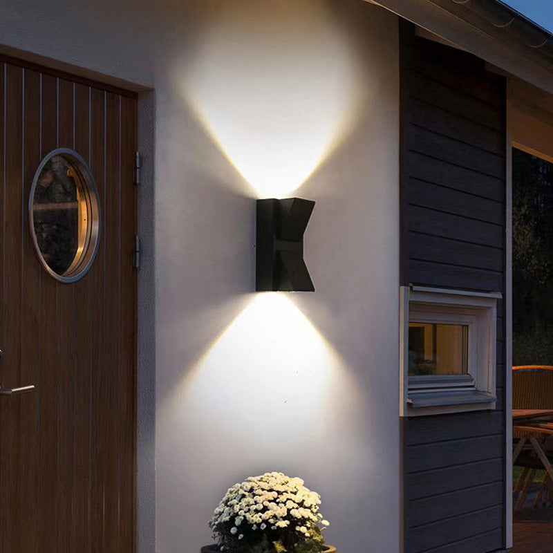 Modern Simplicity Waterproof Aluminum Rectangular Triangular Prism LED Outdoor Wall Sconce Lamp For Garden