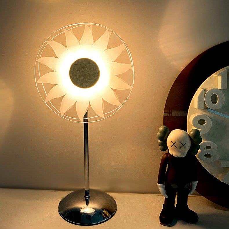 Contemporary Creative Windmill Sunflower Disc Base Iron Acrylic LED Table Lamp For Bedroom