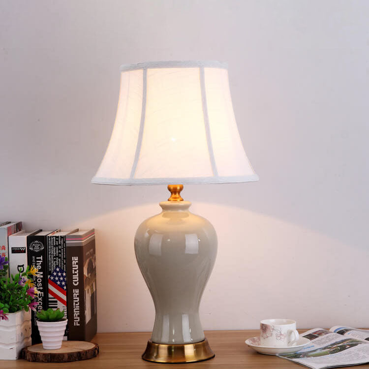 Modern Nordic Creative Fabric Vase 1-Light Table Lamp