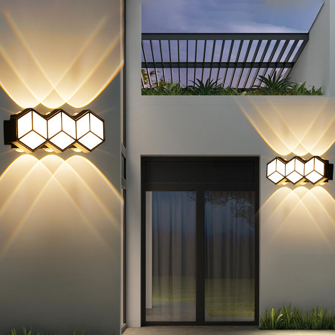 Traditional European Waterproof Aluminum Acrylic Lozenge LED Wall Sconce Lamp For Outdoor Patio