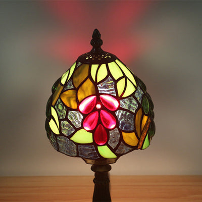 Traditional Tiffany Grape Fruit Stained Glass 1-Light Table Lamp For Bedroom