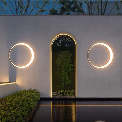 Modern Minimalist Crescent Circle Stainless Steel PC Waterproof LED Wall Sconce Lamp For Outdoor Patio