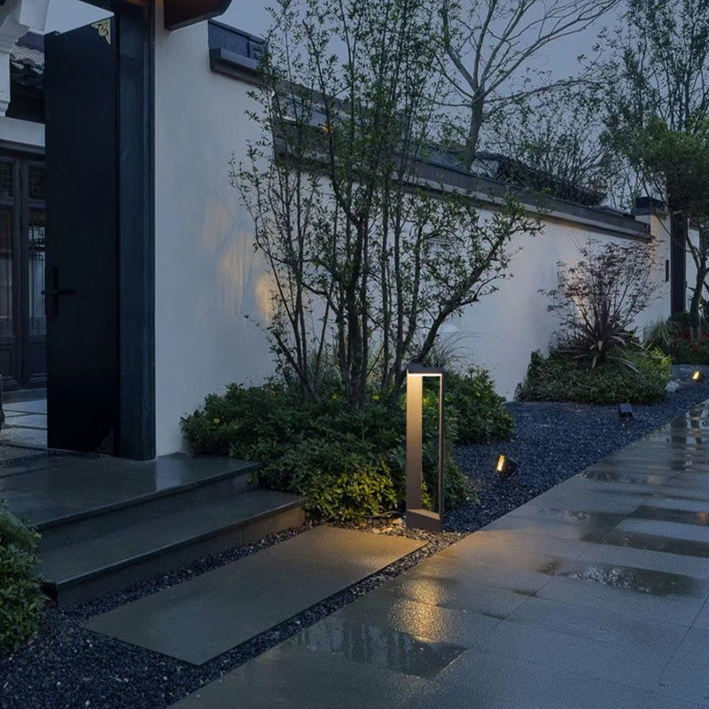 Modern Minimalist Waterproof Rectangular Aluminium Acrylic LED Landscape Lighting Outdoor Light For Outdoor Patio